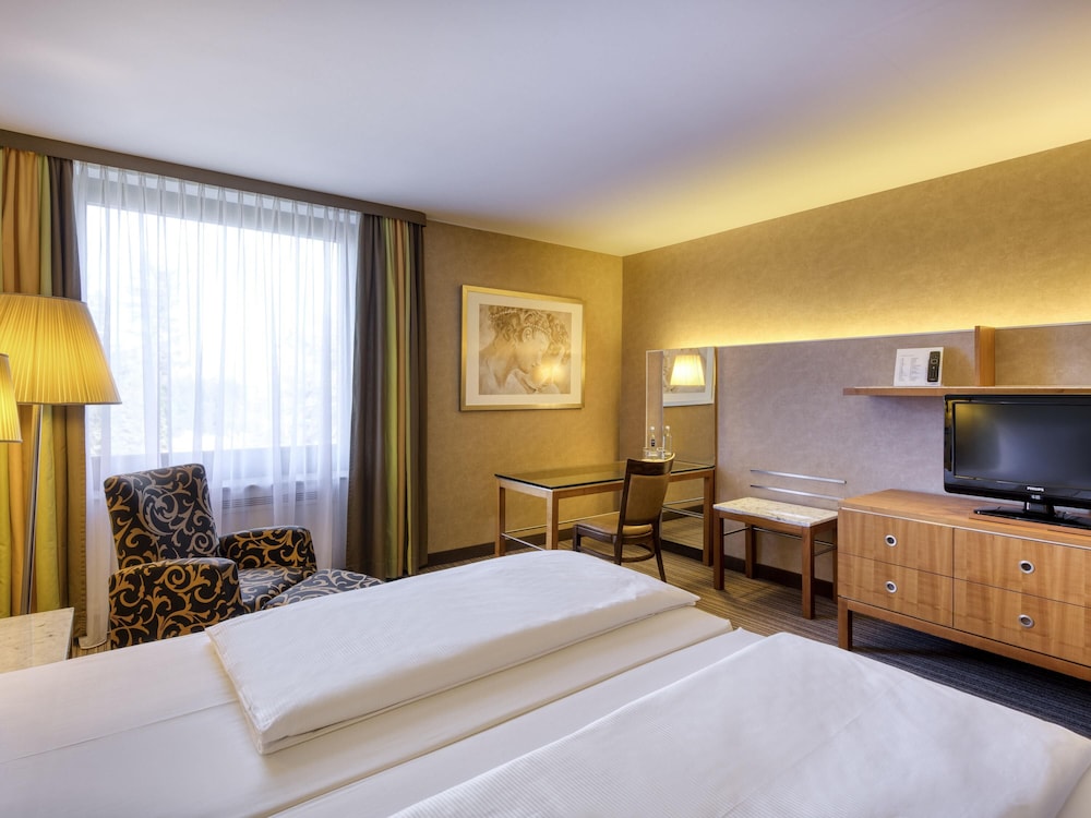 Mercure Parkhotel Monchengladbach 24/76