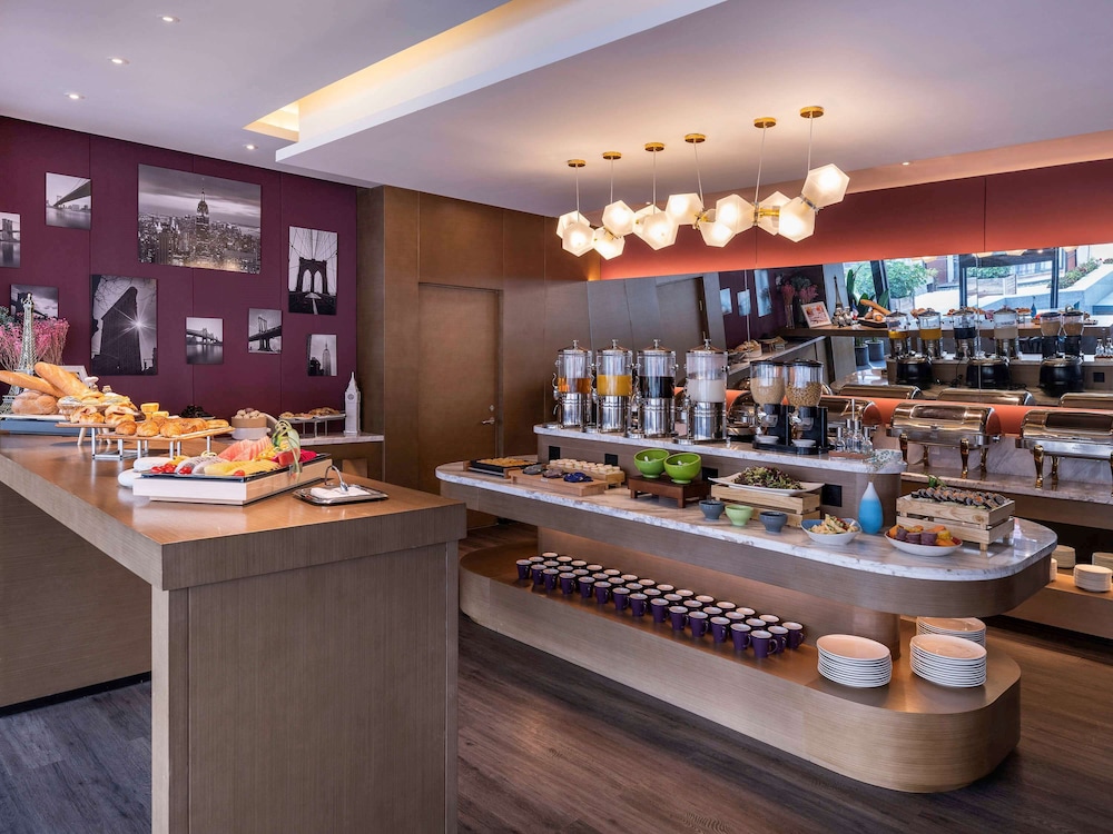 Mercure Suzhou Downtown 63/75