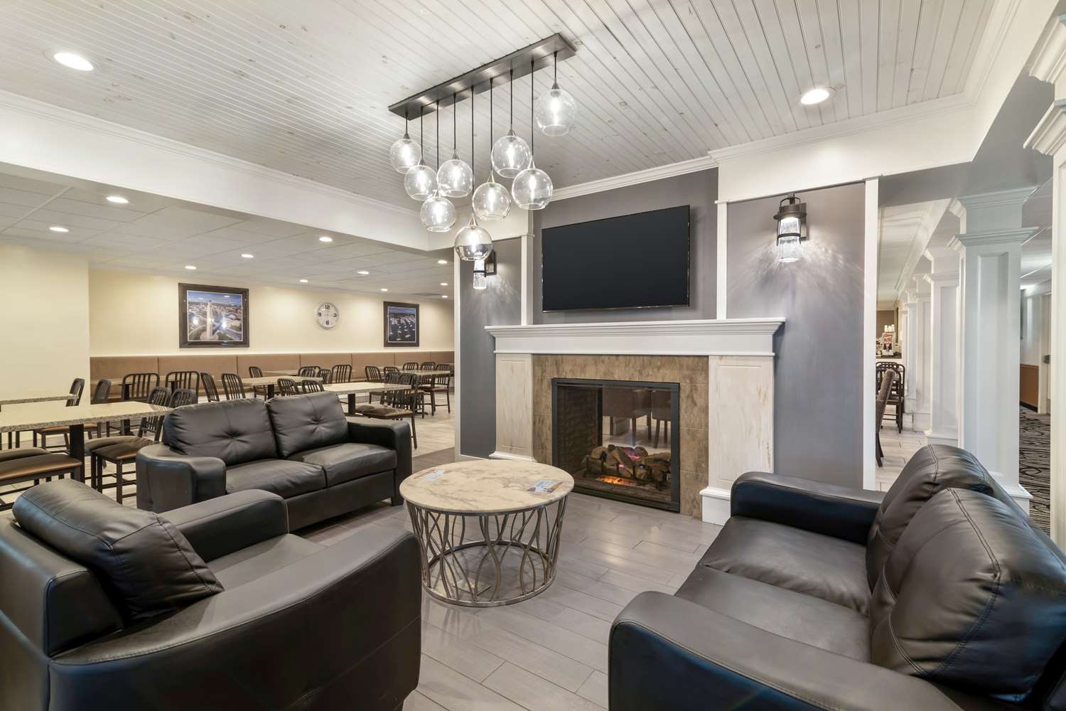 Best Western Plus Plattsburgh 26/47