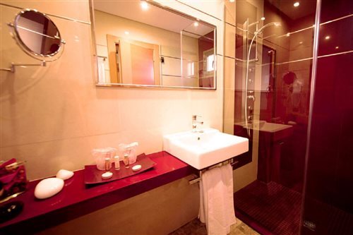 Room, Double Bed