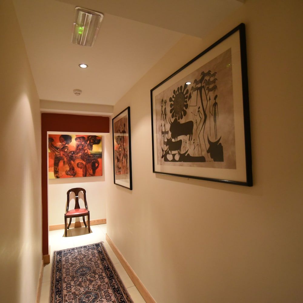 Eyre Square Townhouse 2/46