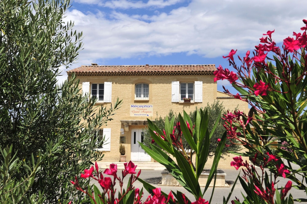 Residhotel Grand Avignon 51/54