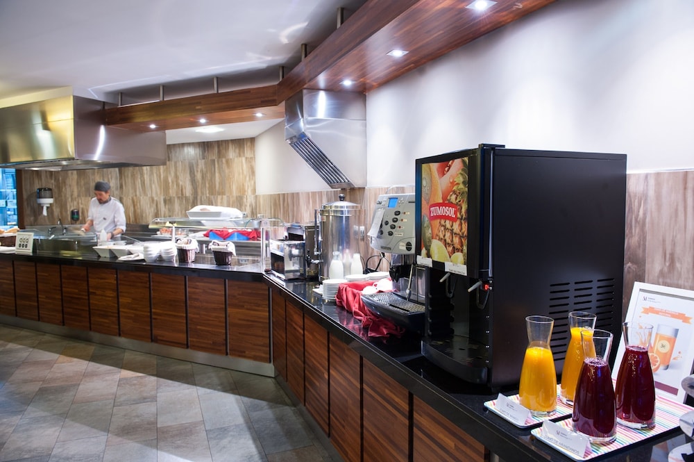 Sommos Hotel Aneto 8/50
