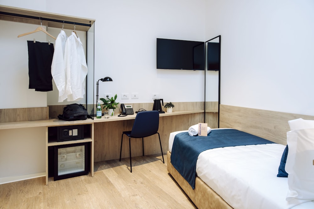 HelloSky Air Rooms & Lounge 17/35