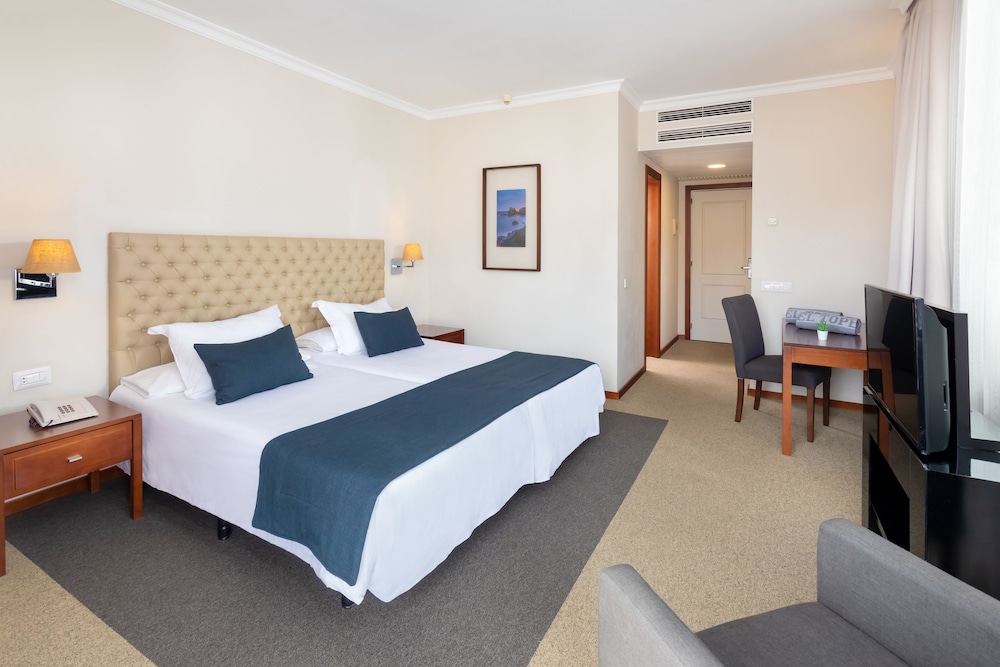 Hotel Atlantic El Tope 23/66