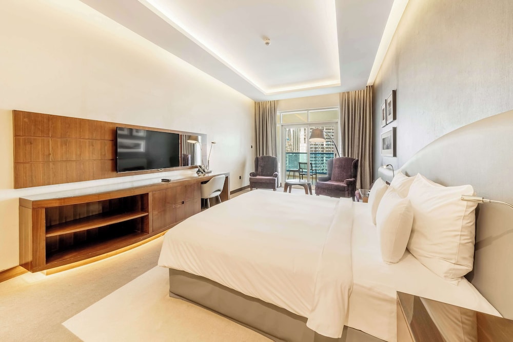 Radisson Blu Hotel Dubai Waterfront 19/78