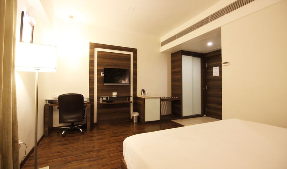 Hotel Aaram Orchard 29/47