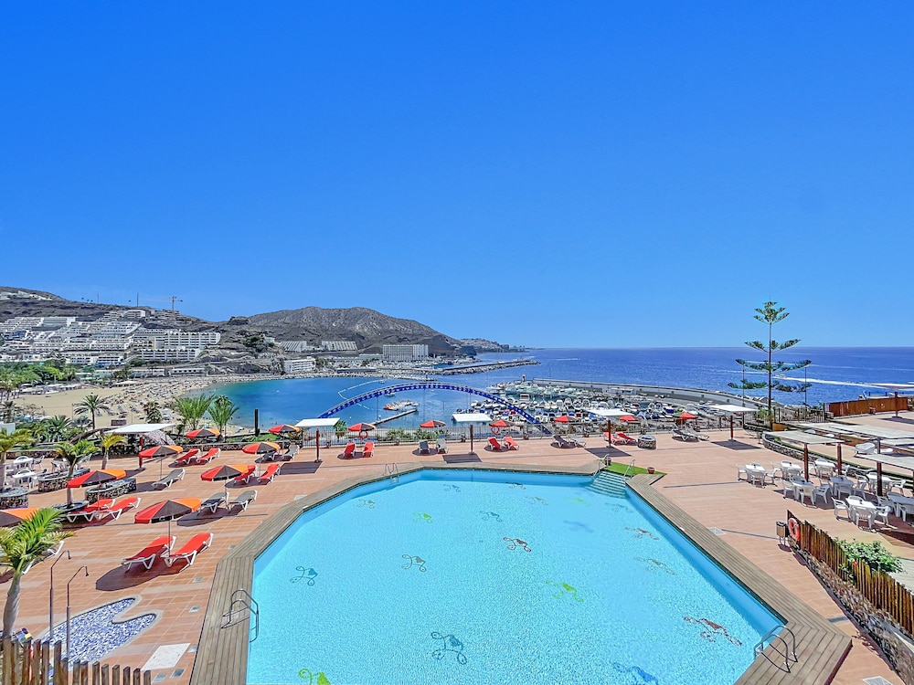 Punta Del Rey - Adults Only 40/50