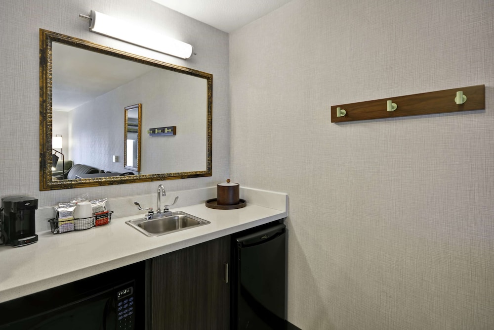 Hampton Inn And Suites Yuma 35/41