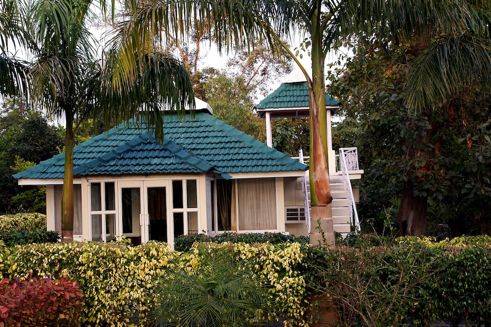 Village Machaan Resort 37/46