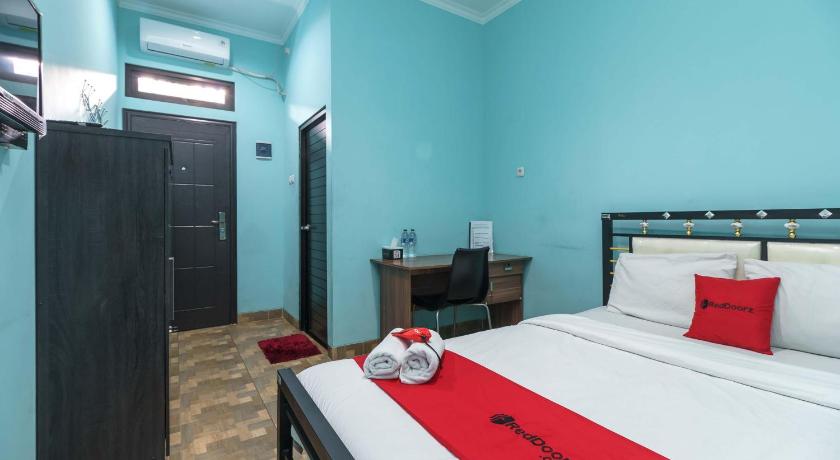 Reddoorz Near Rsud Koja 9/33