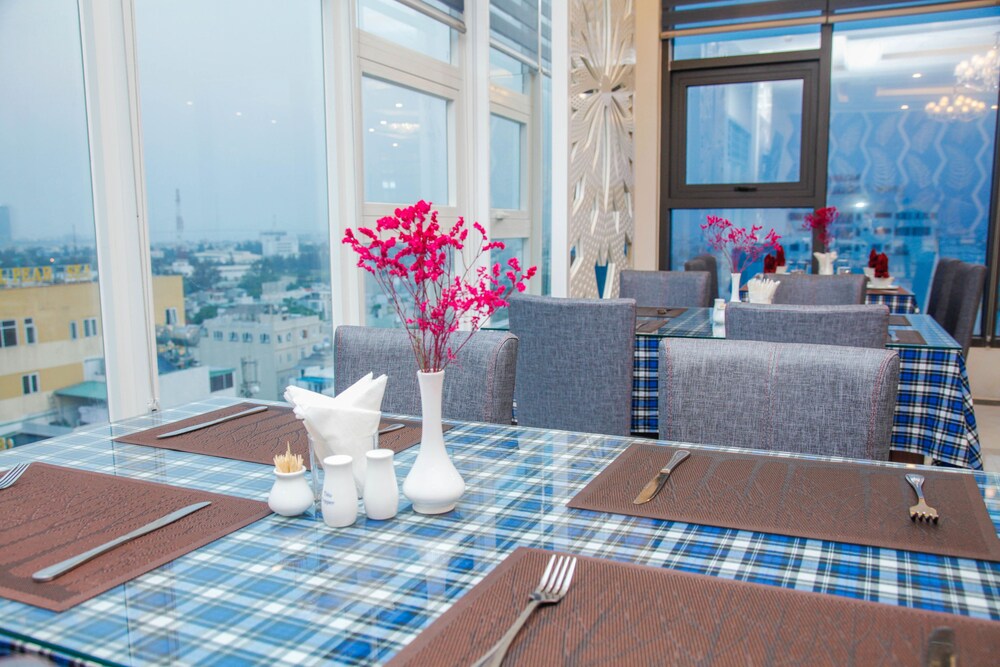 Golden Rose Hotel Danang 41/50