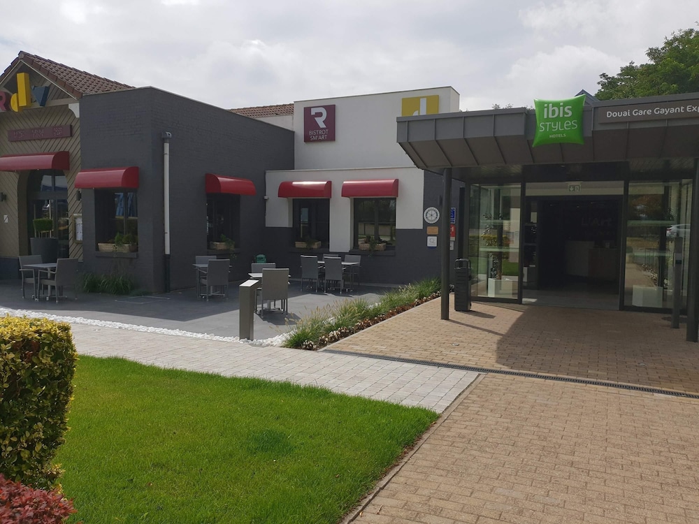 Ibis Styles Douai Gayant Expo Train Station 67/71