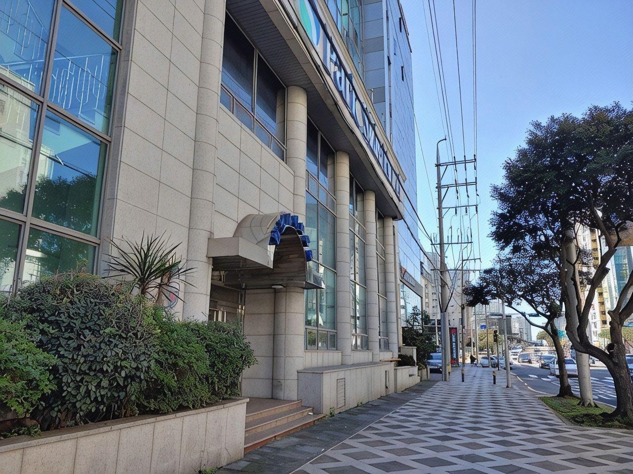 Jeju Parkside Hotel 64/65