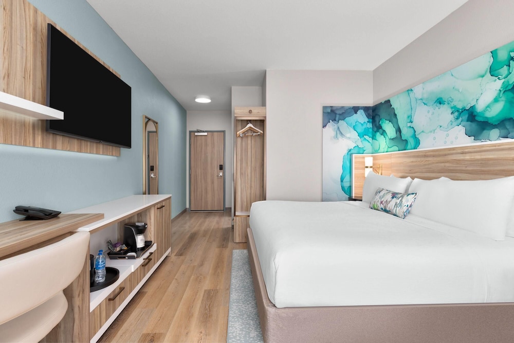 Room, King Bed