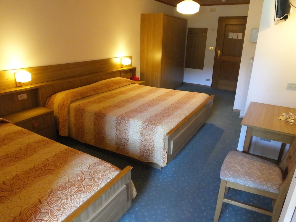 ALBERGO PANORAMA 6/30