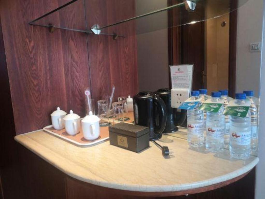 Plateau Pearl Hotel (Kunming Yongzhong Road) 64/66