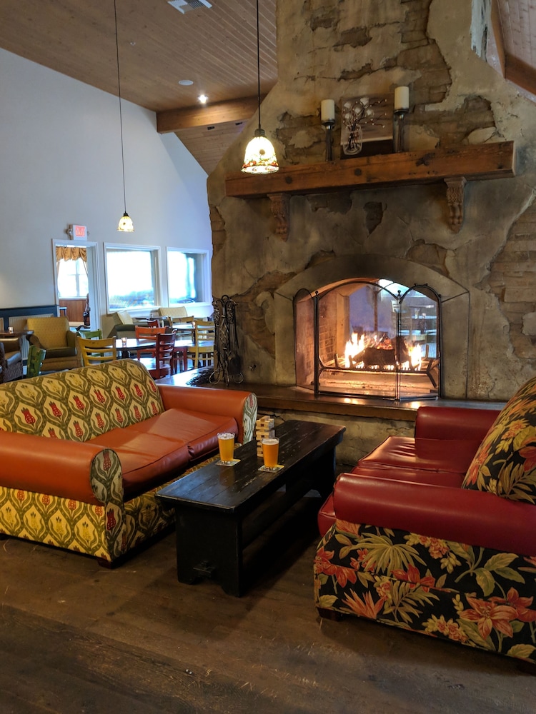 Oregon Garden Resort 40/63