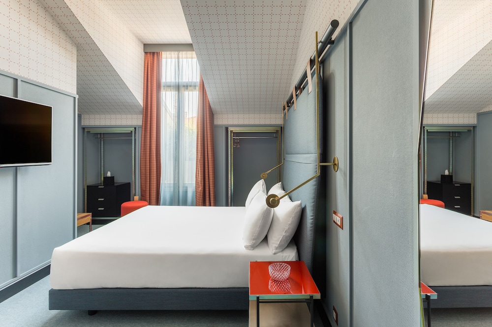 Room Mate Giulia 32/79