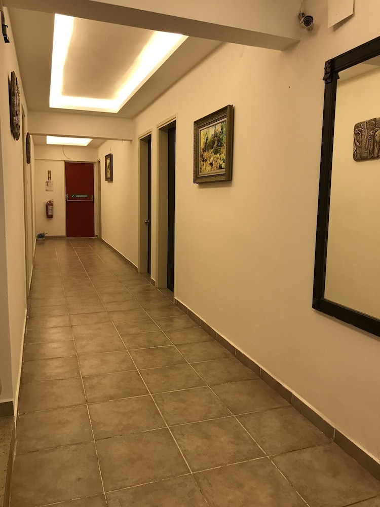 Park Marina Hotel 16/17