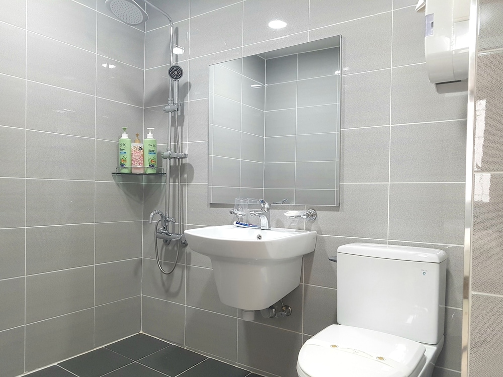 Vip Hotel Mok-Po 23/59