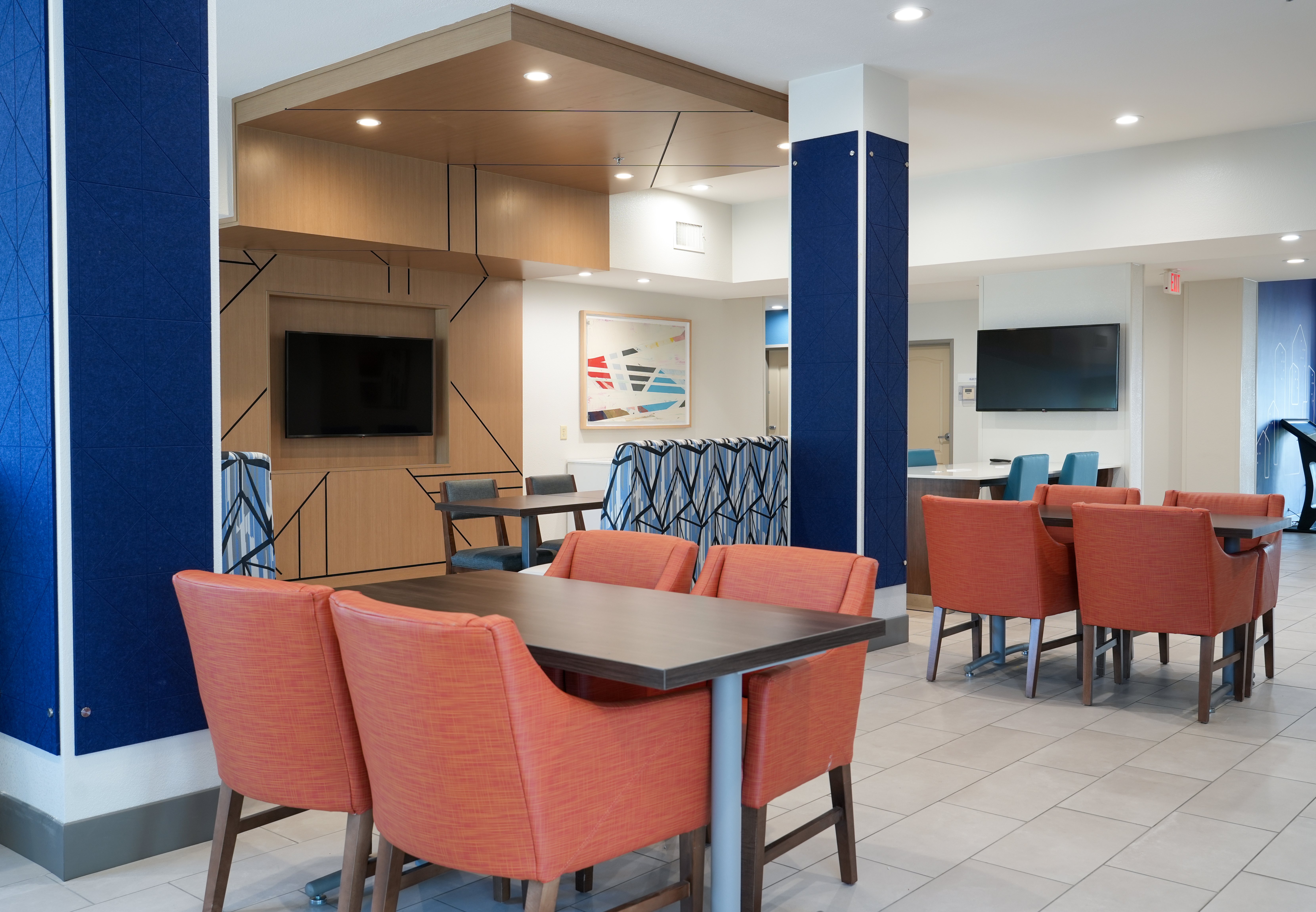 Holiday Inn Express Hotel And Suites Cedar Hill 58/69