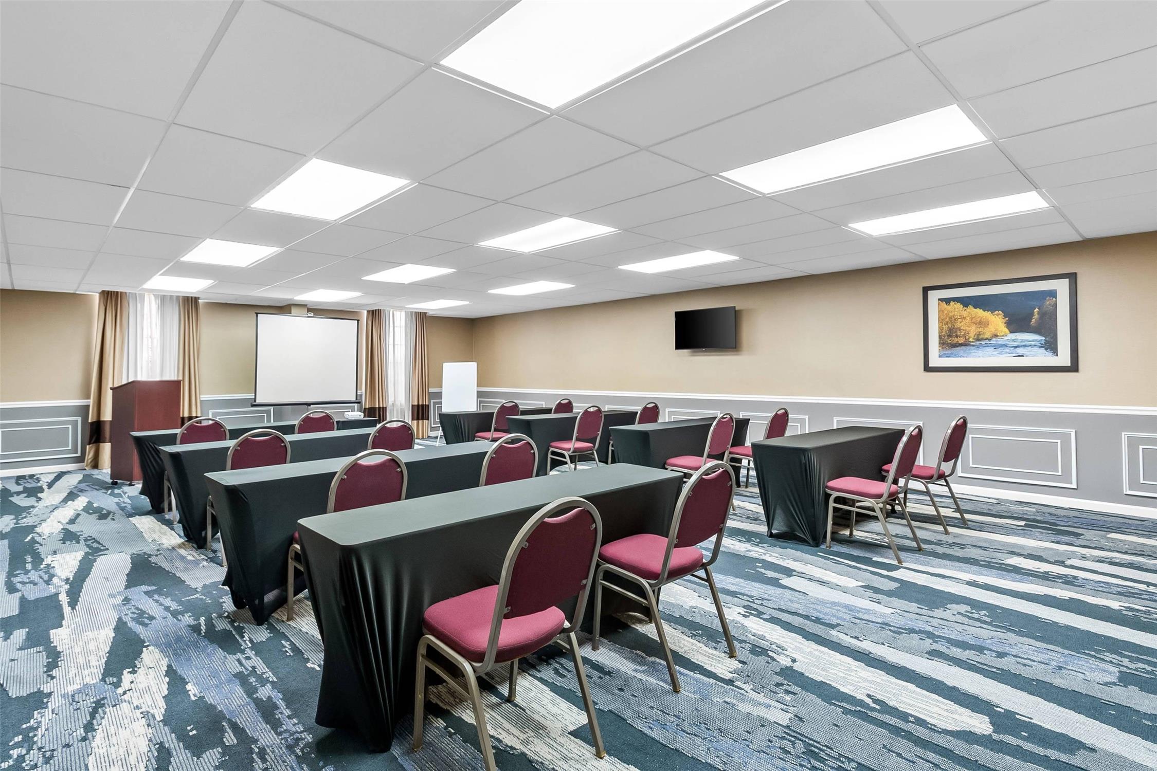 Comfort Suites Near Potomac Mills 44/50