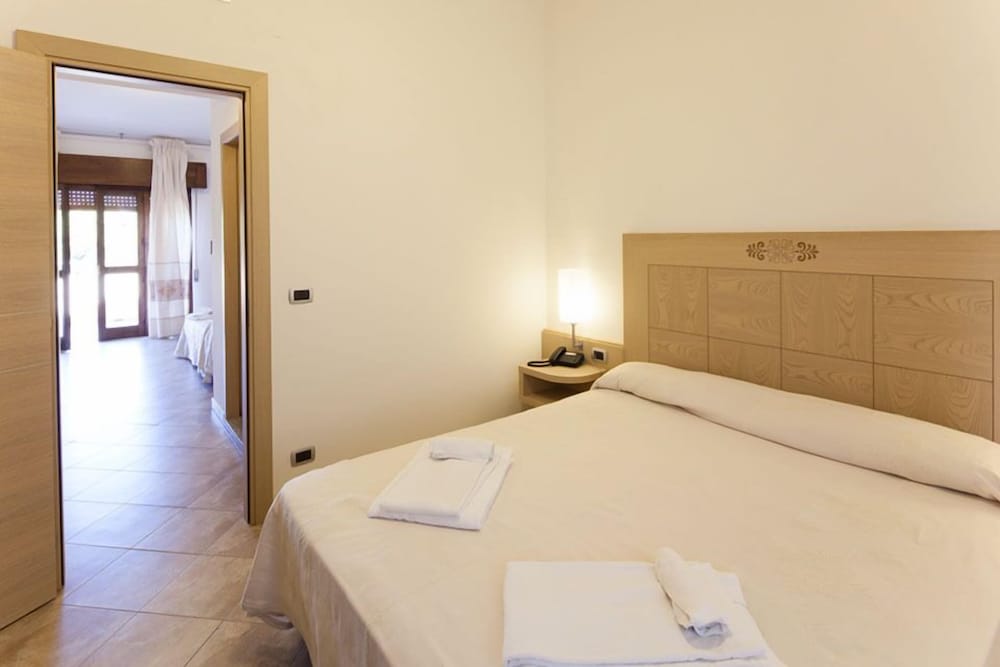 Club Hotel Baiaverde 24/67