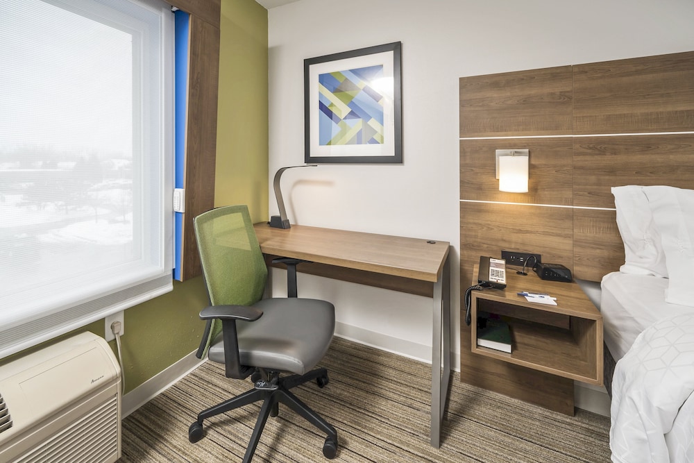 Holiday Inn Express Indianapolis South 49/54
