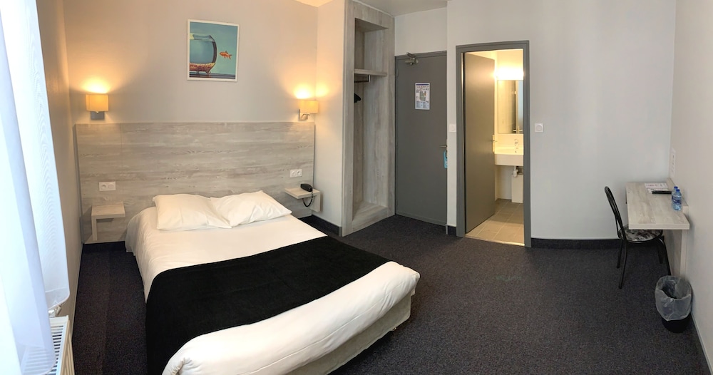 Brit Hotel Suisse Et Bordeaux 17/70