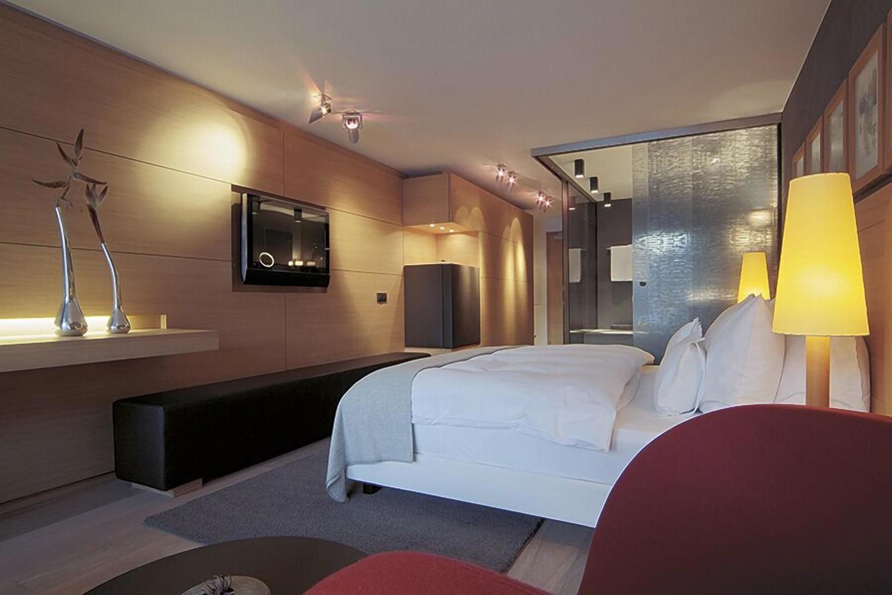 Design, Double Bed, Mountain View, Balcony