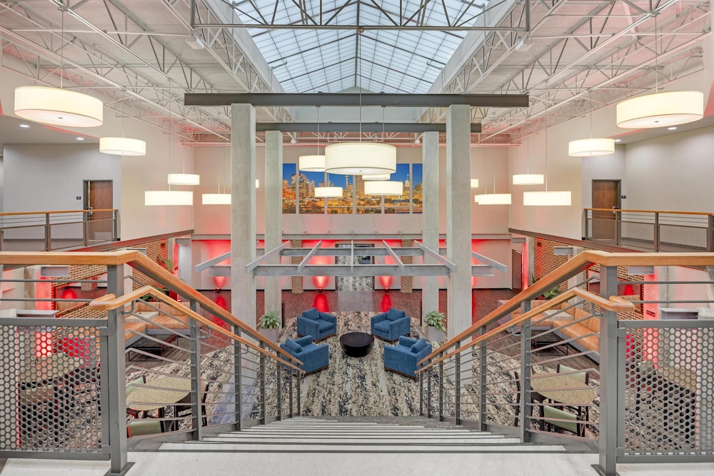 Drury Plaza Hotel San Antonio North 45/49