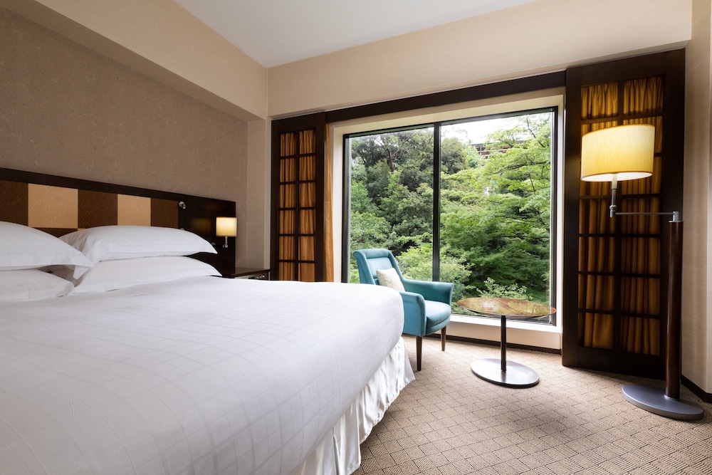 Sheraton Miyako Hotel Tokyo 7/58