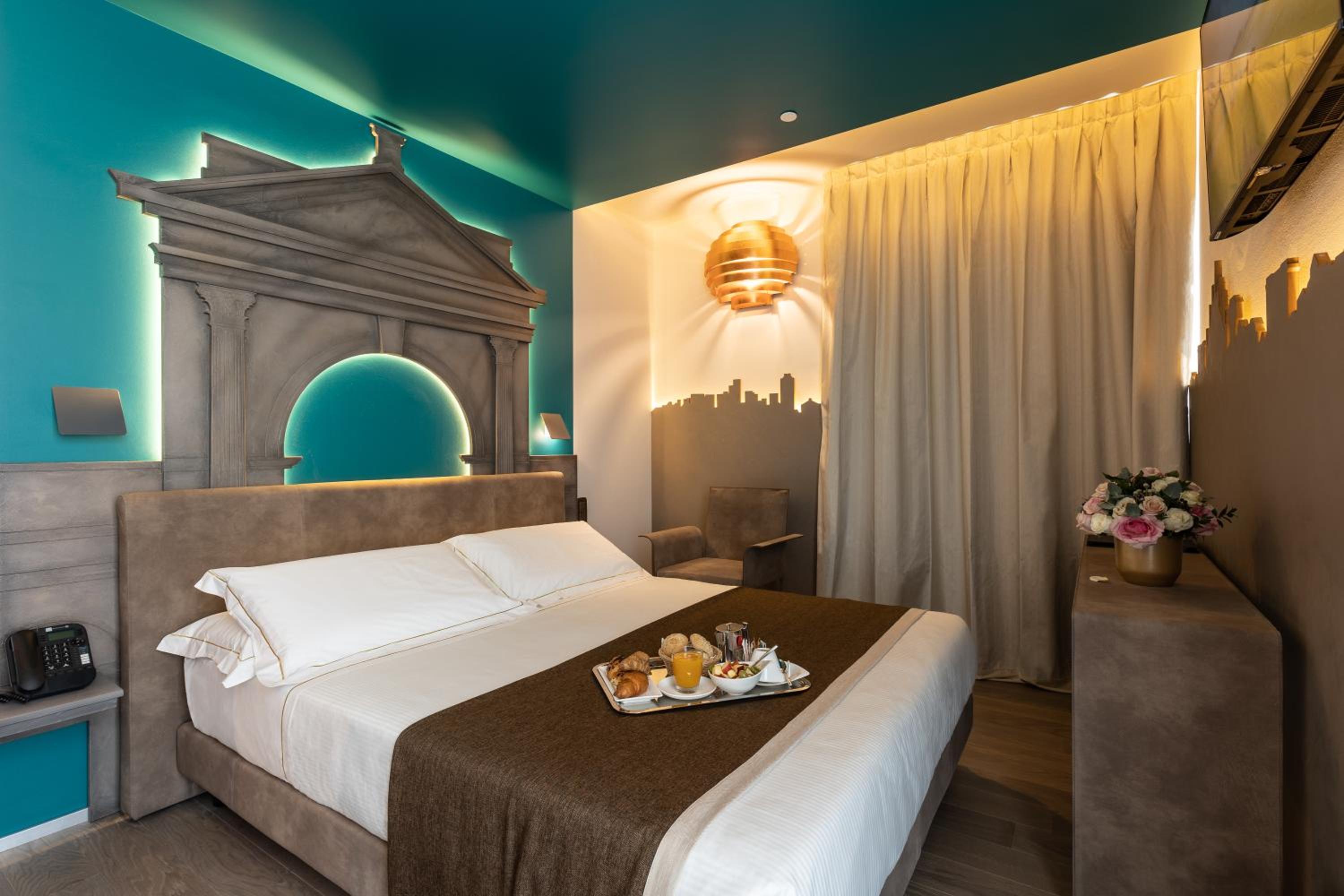 Superior, Queen Bed