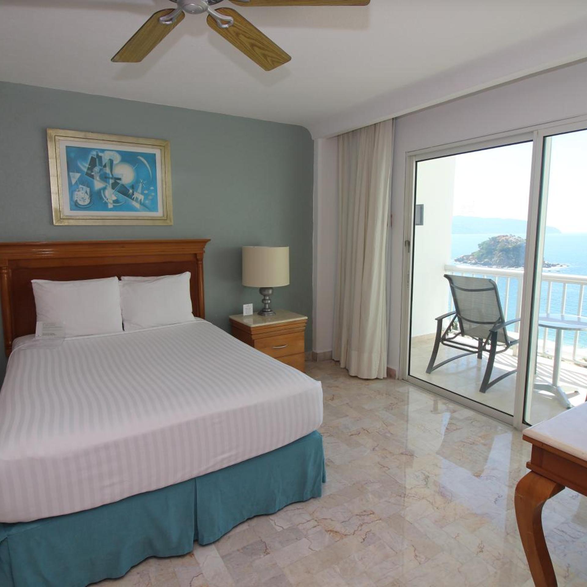 Room, Queen Bed, Sea View
