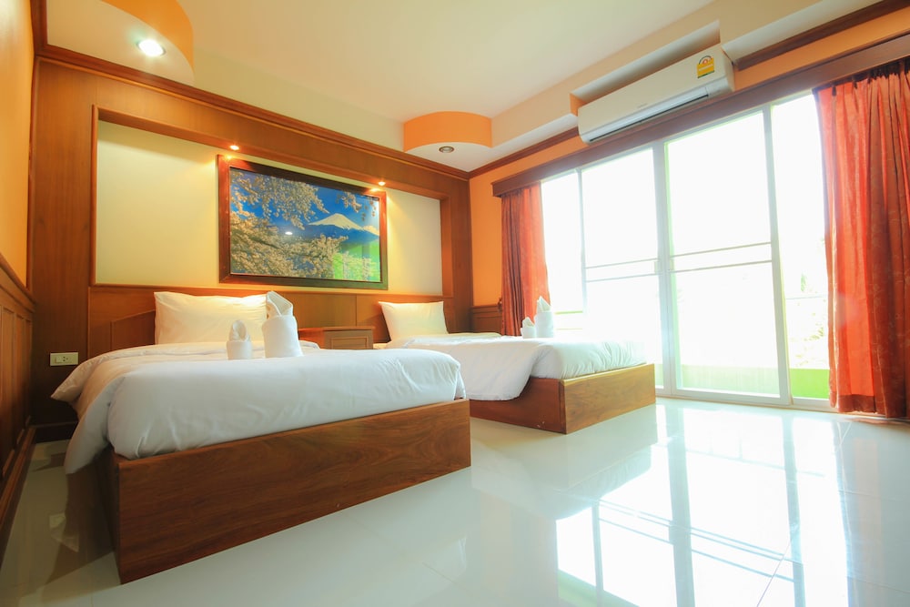 Hiso Place Hotel 31/70