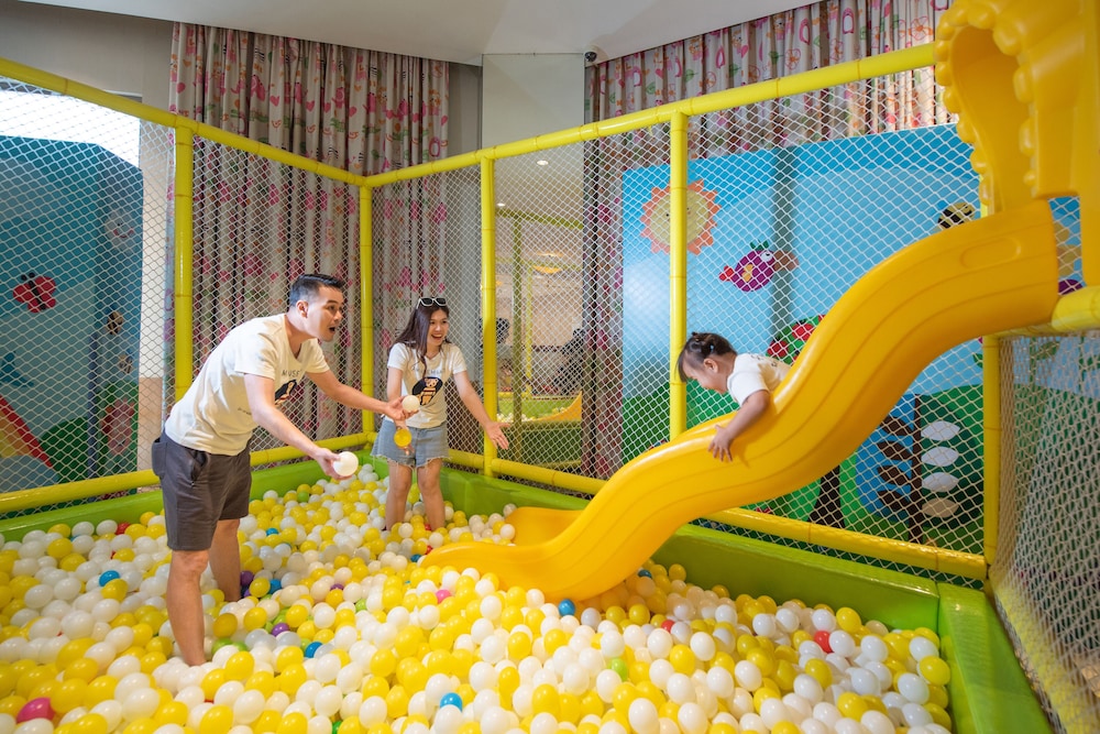 Mission Hills Resort Dongguan 37/50