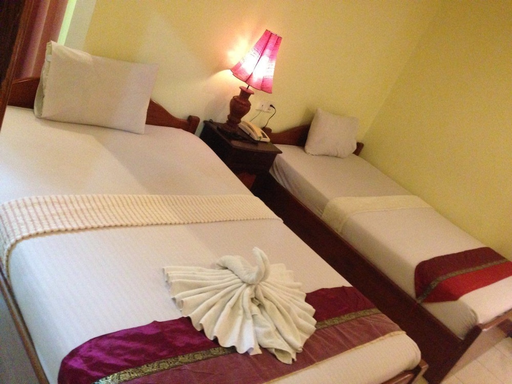 Star Wood Inn 4/40