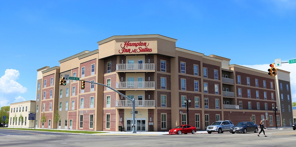 Hampton Inn & Suites Logan 1/48