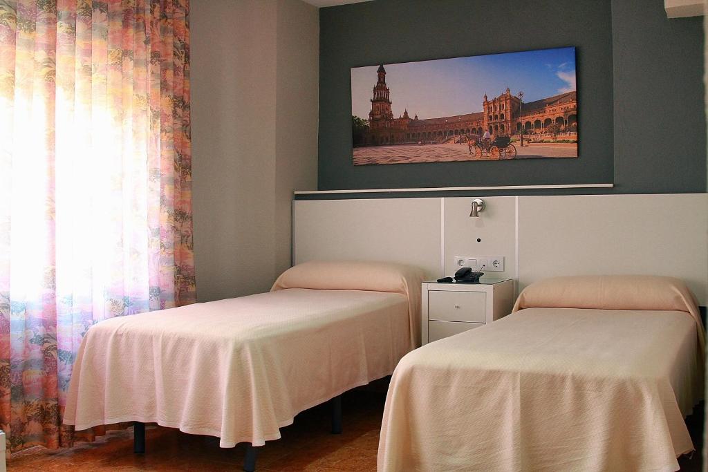 Resitur Apartamentos Turisticos En Seville 30/50