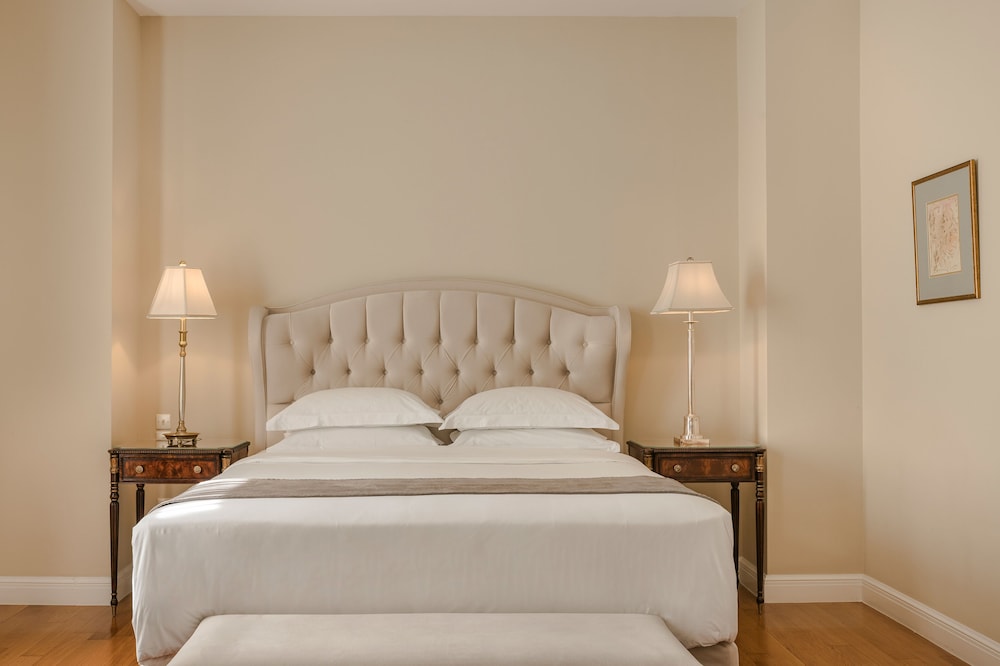 1 BEDROOM, EXECUTIVE, SUITE