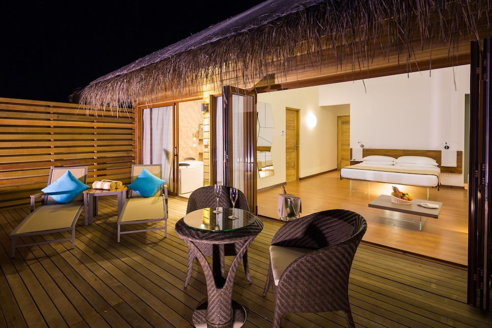 Cocoon Maldives 184/204