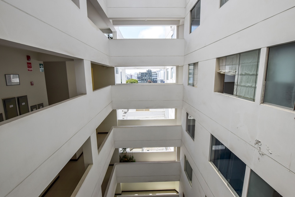 Lux Miraflores Apartments Alcanfores 7/19