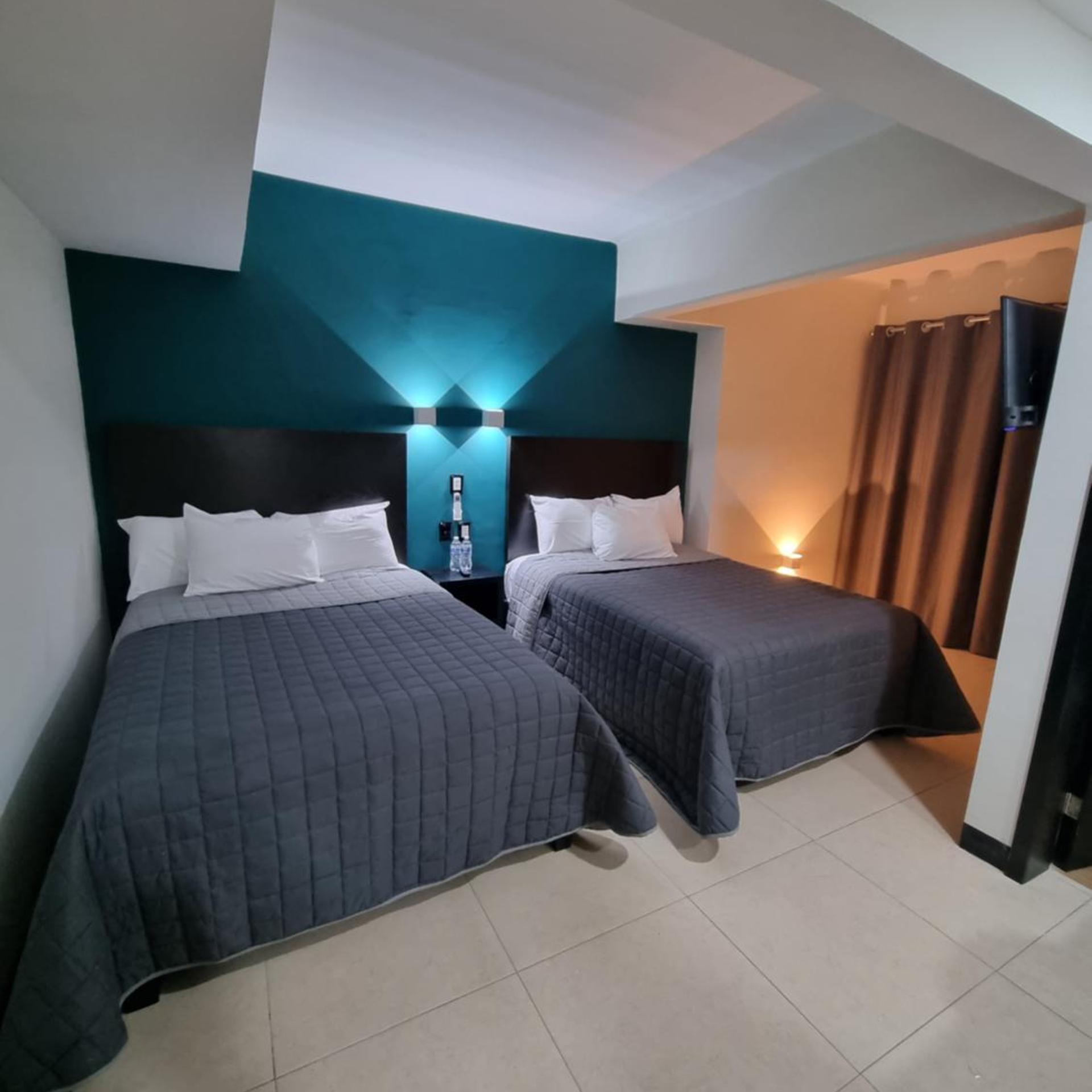 EMS Hoteles Centro Historico 5/16
