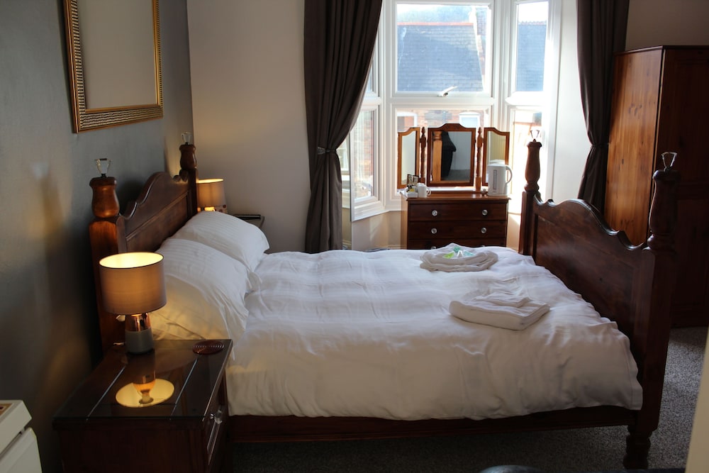 The Darnley Hotel 16/50