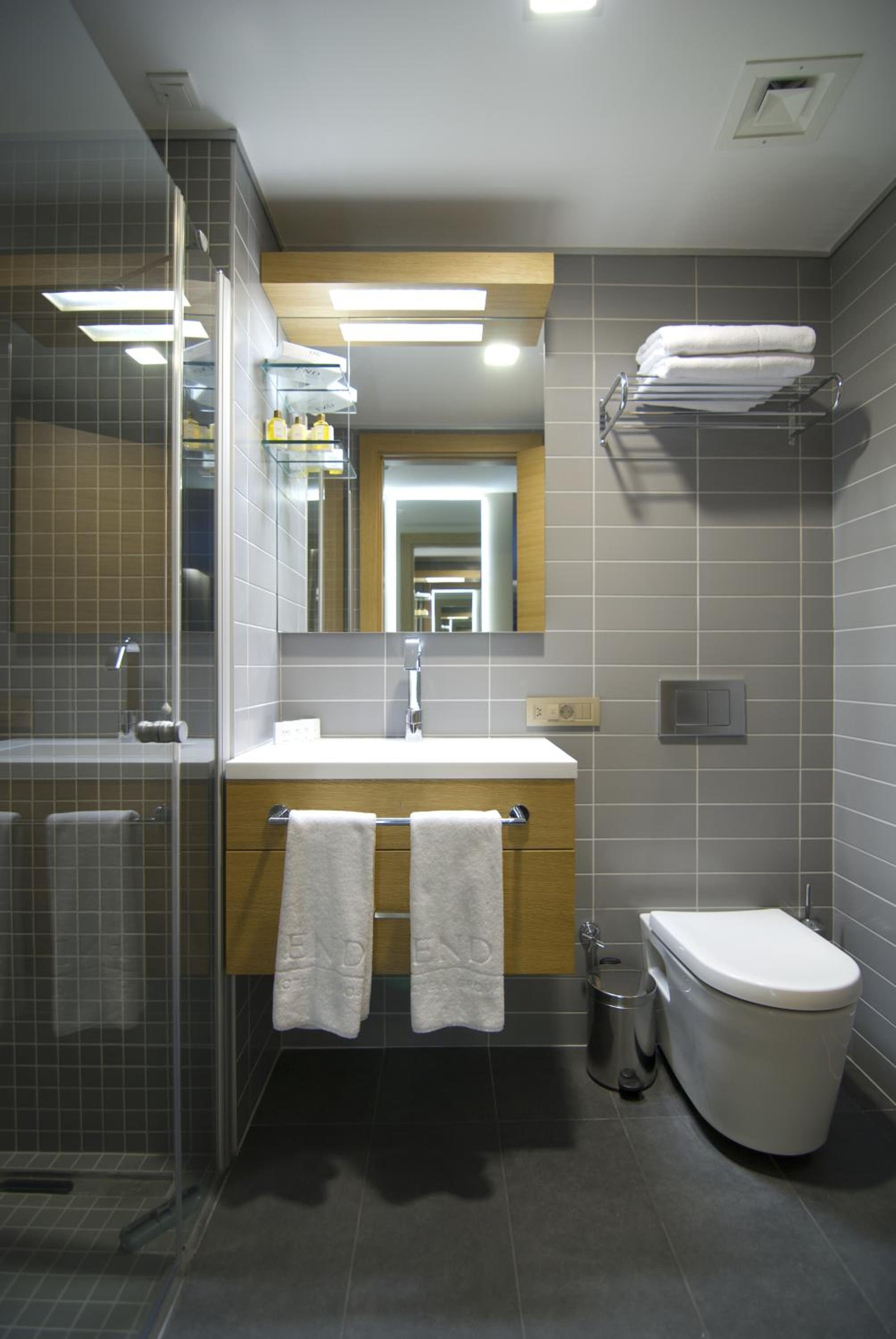 Room, Quadruple, King Bed, Sofa, Balcony, Endless Suites Taksim 4/4