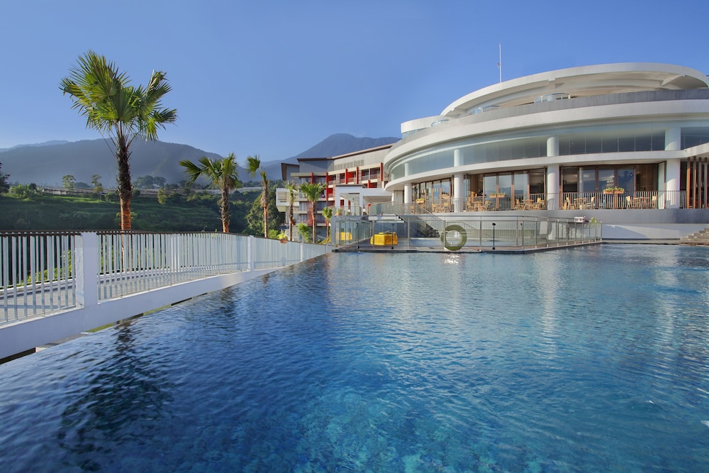 Pesona Alam Resort & Spa 42/50