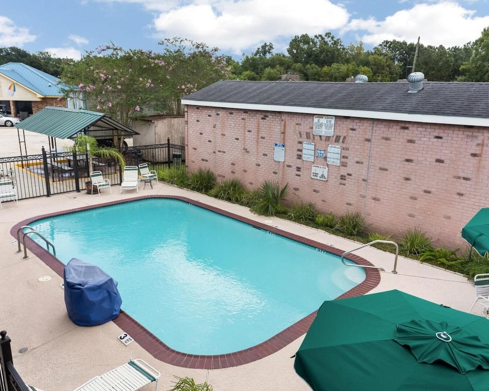 Studio6 Luling, LA 38/39