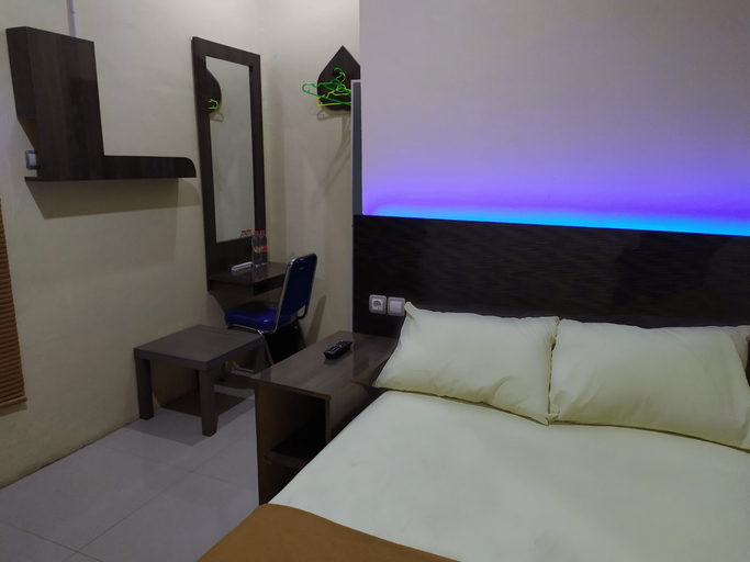 Hotel Grand Royal 7/11