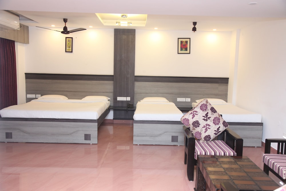 Hotel Karpagam International 10/29